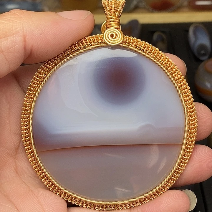 钱***发玛瑙/玉髓合金颈饰