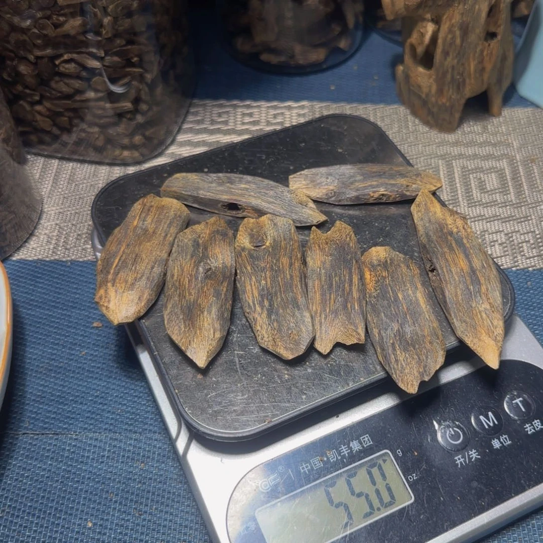 树脂制品千*树脂制品，油叶子55克
