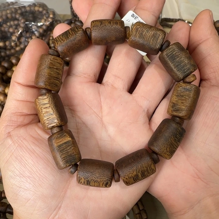 沉香手串糖结多样性发货一条卡13-17克