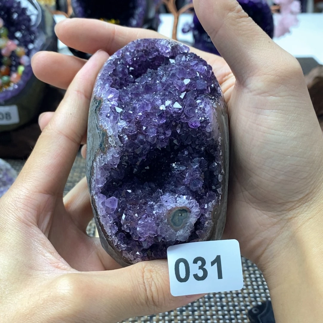 紫晶大型摆件（非配饰）未镶嵌