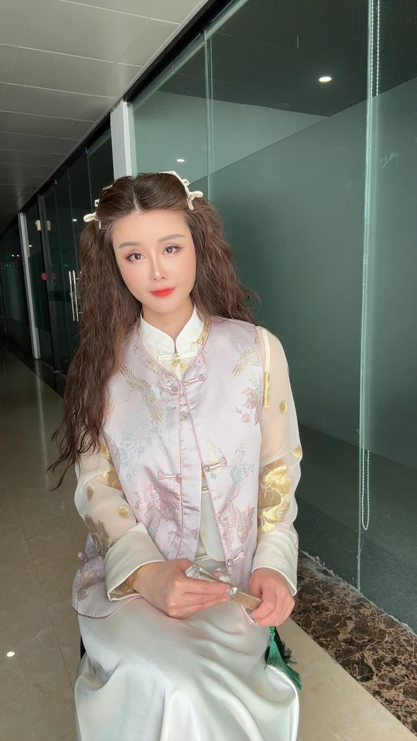 3439-1新中式【飞天】浮雕刺绣精致马甲