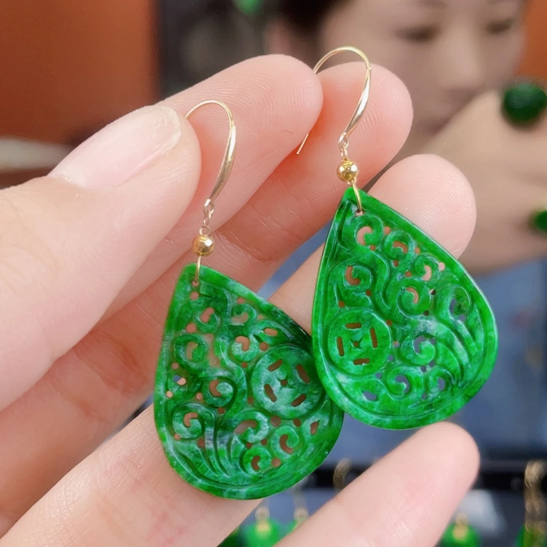 翡翠18K金镶嵌耳饰