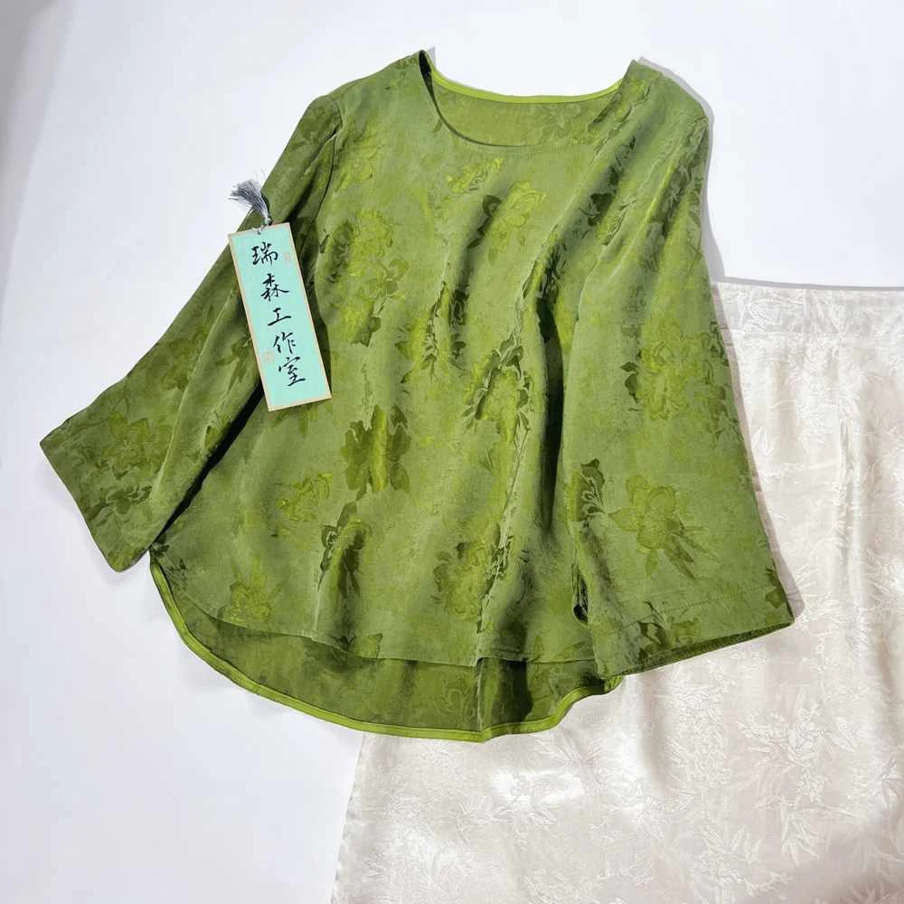 676 重磅霜感大王缎禅意T恤上衣-胸围102-前长58后长63
