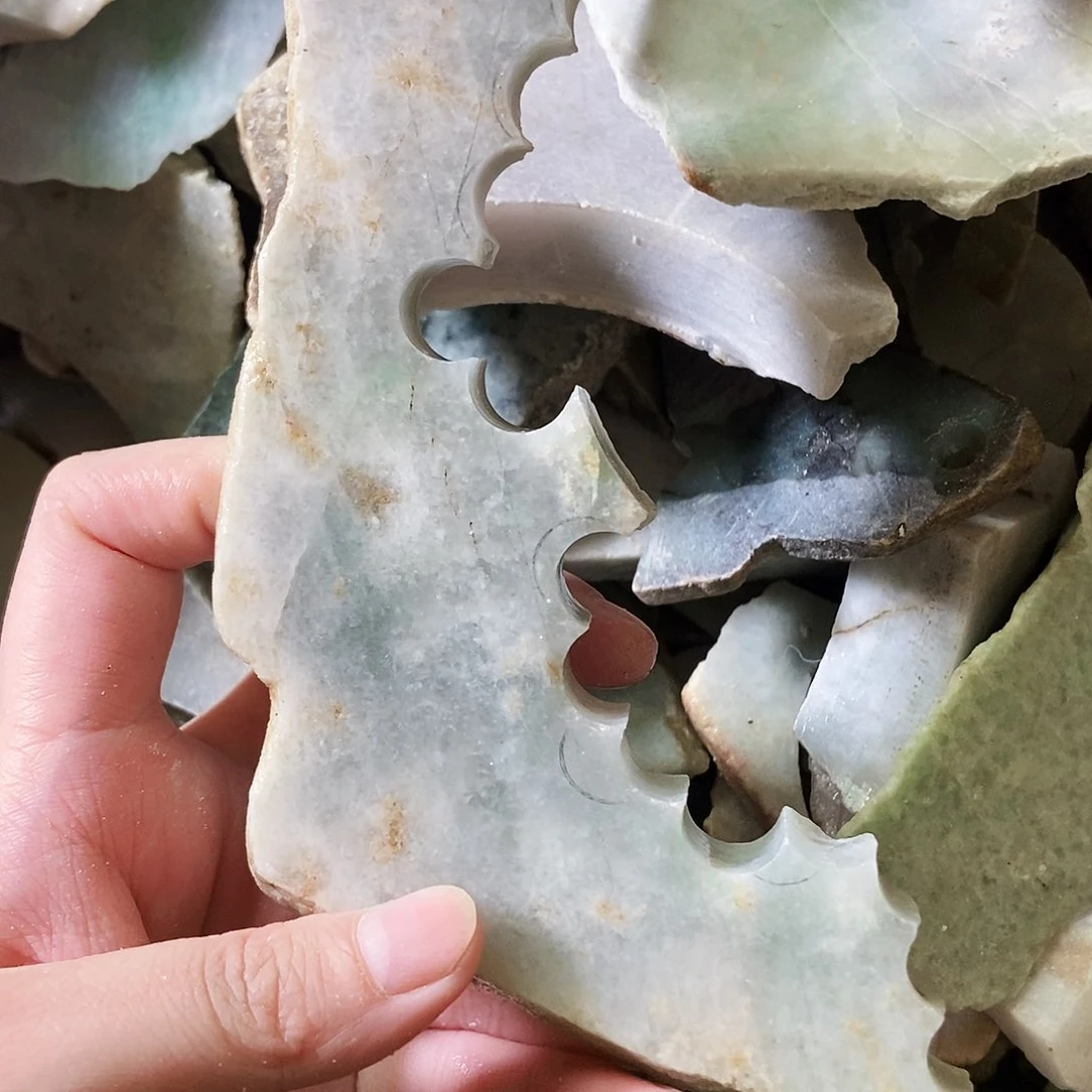 翡翠未镶嵌颈饰天然翡翠