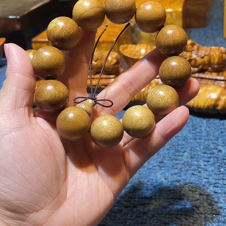 楠木金丝楠小叶有香味