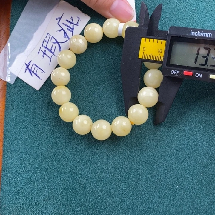 未镶嵌蜜蜡珠宝奇石
