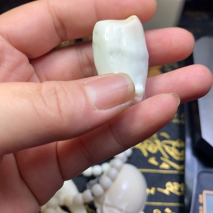 橄榄核吊坠猛犸y7