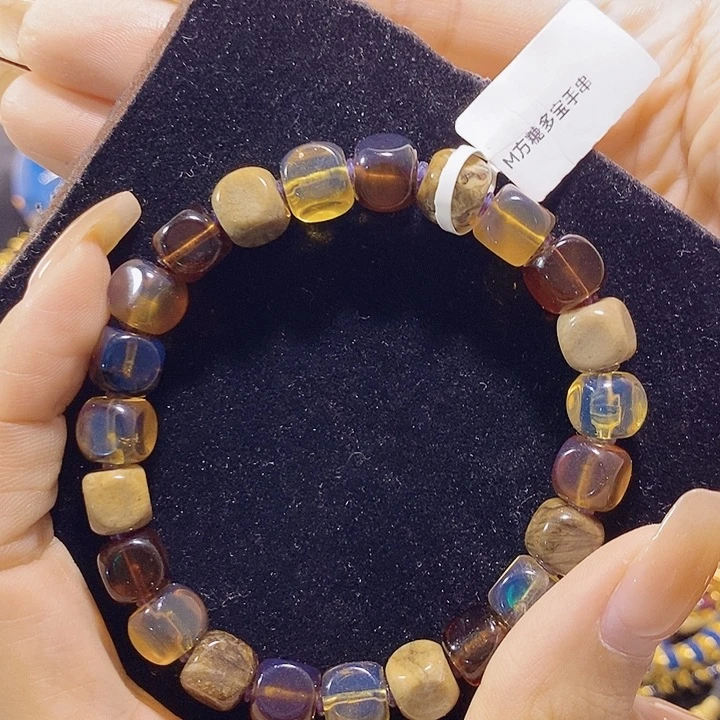琥珀未镶嵌珠宝奇石根珀手串