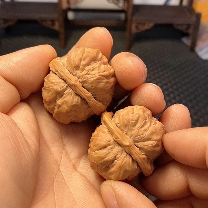 吊坠文玩核桃蛤蟆头一对