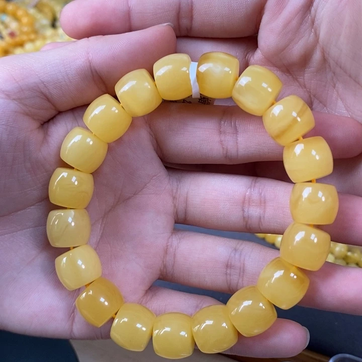 未镶嵌琥珀裸石张*三手串