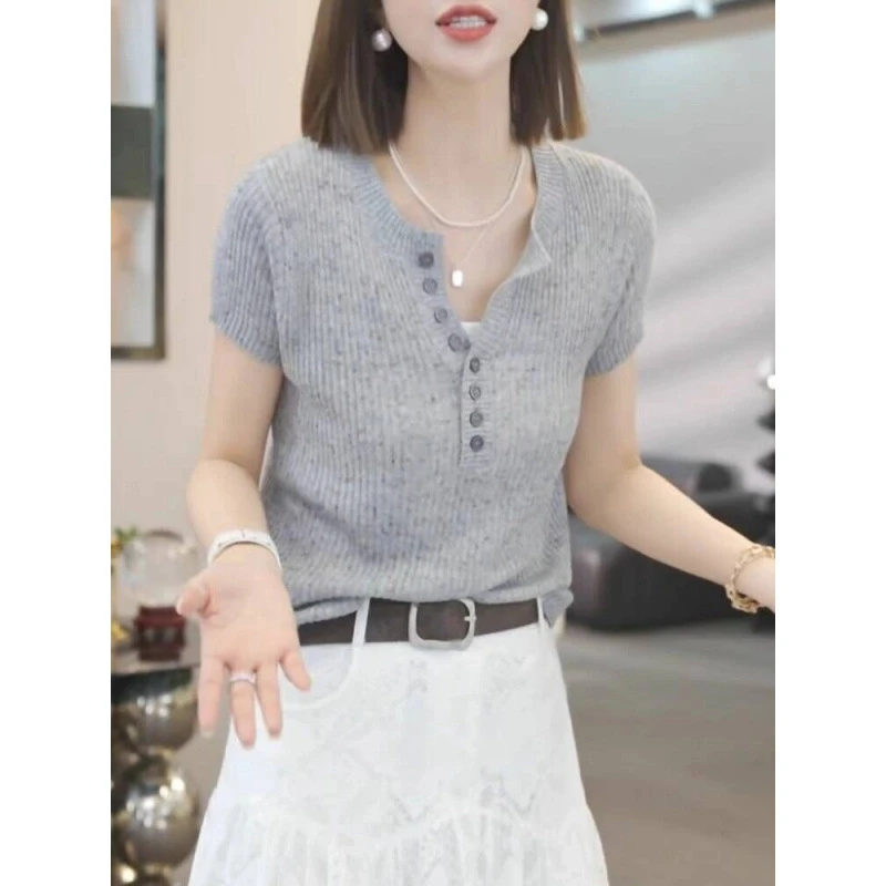 设计感半开领纽扣短袖针织衫女春季新款修身显瘦时尚百搭上衣3192