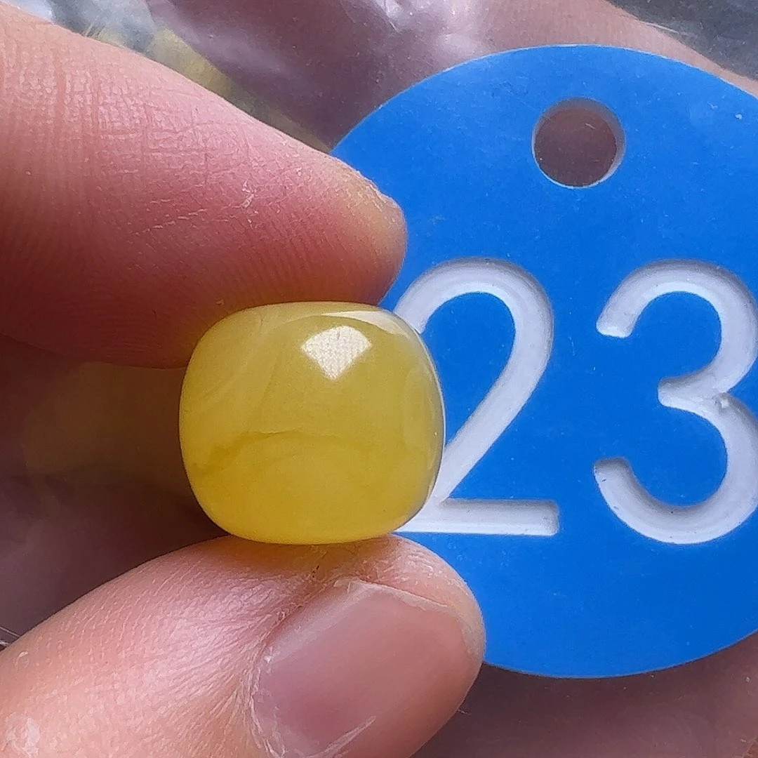 蜜蜡未镶嵌珠宝奇石12.3m m