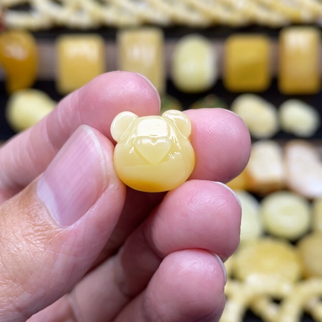 琥珀未镶嵌裸石琥珀蜜蜡