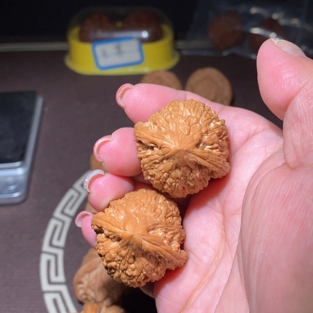 文玩核桃把件h***r塔尖