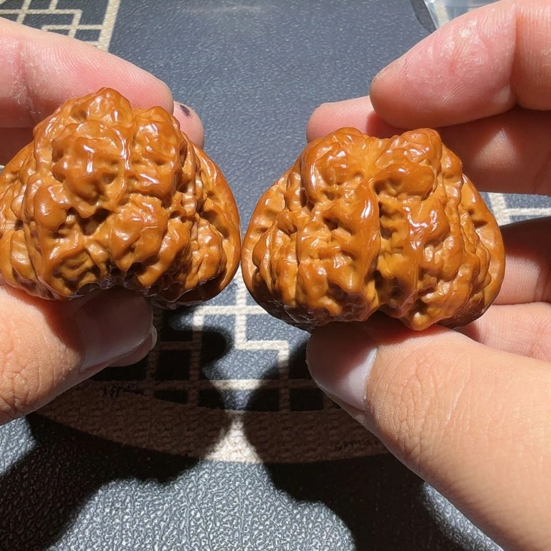 文玩核桃吊坠金蟾