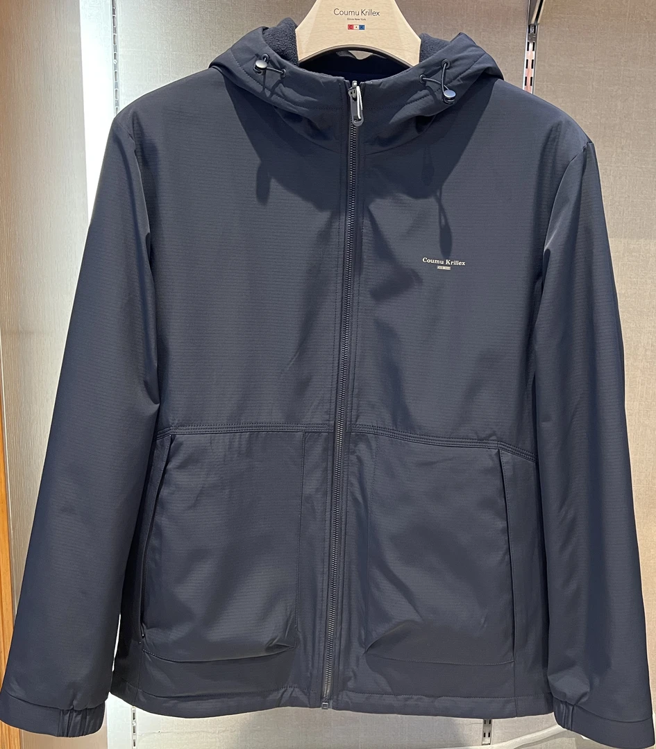 双面棉服，风格切换自如，温暖时刻相伴