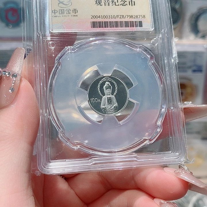 纯铂白衣观音3.1克铂金带证书