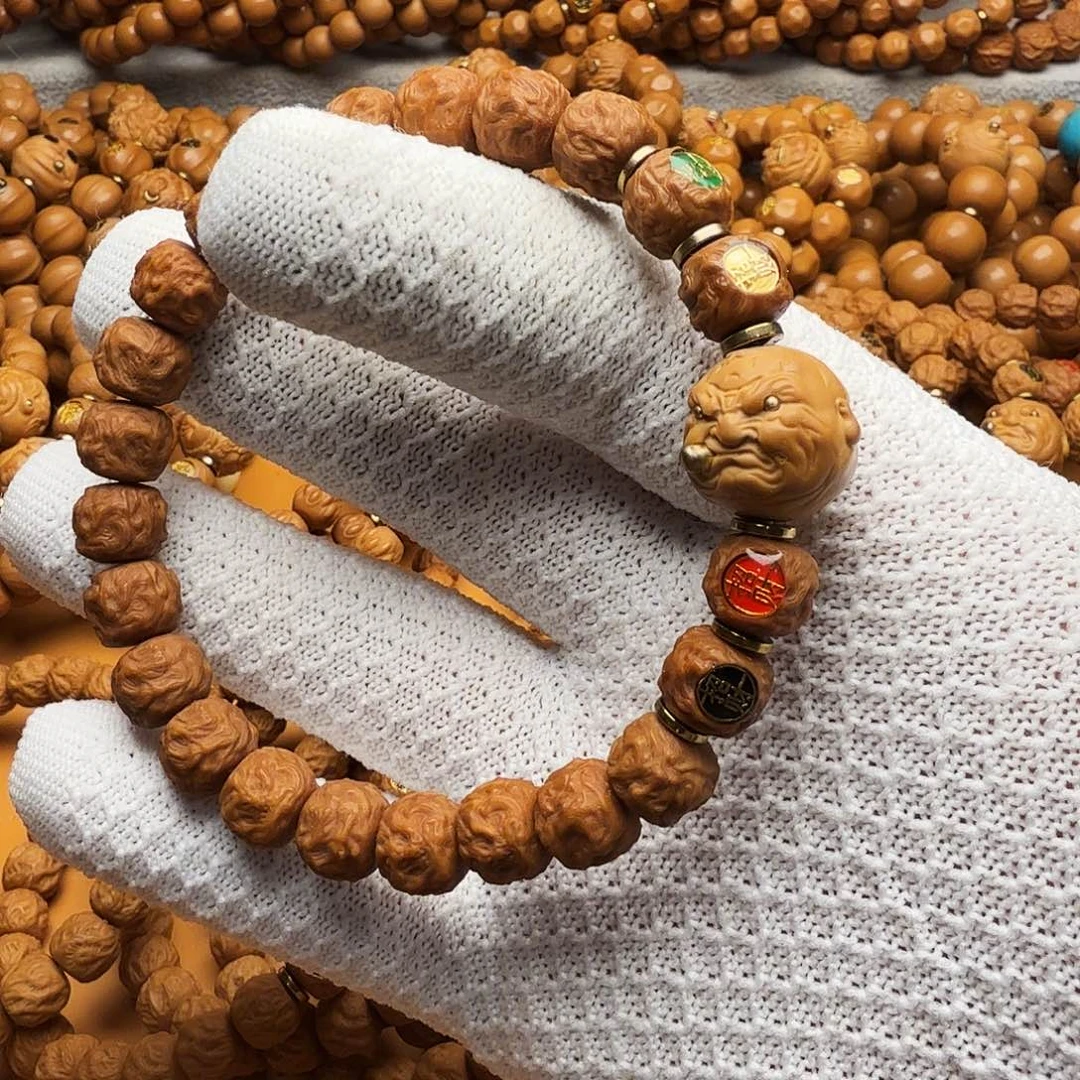 睿***1手串猴头核桃游龙加烟鬼