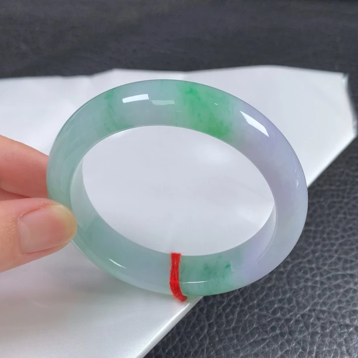 翡翠未镶嵌手镯