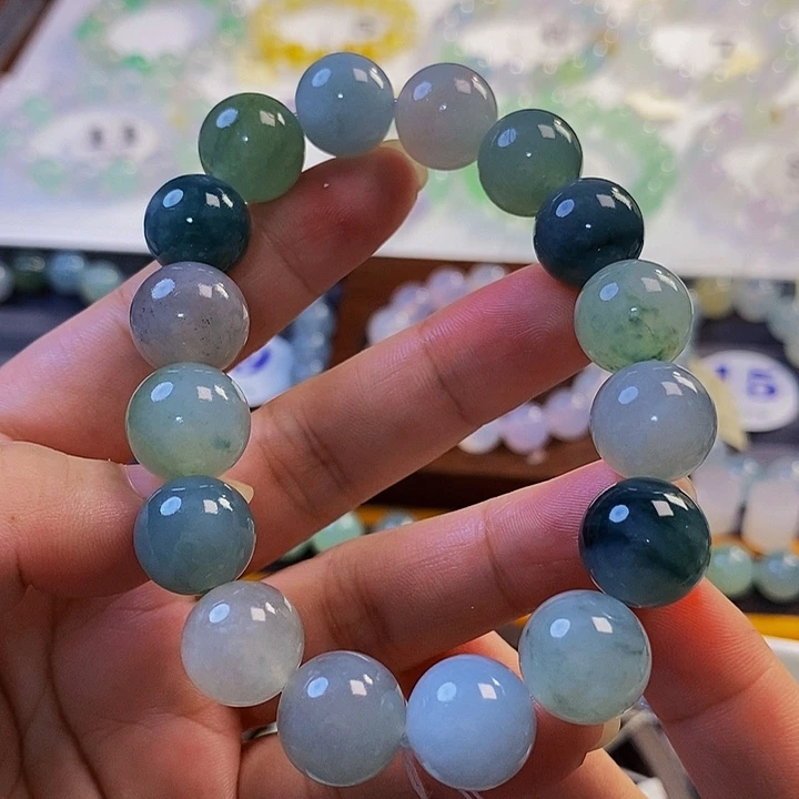 定制翡翠未镶嵌翡翠.