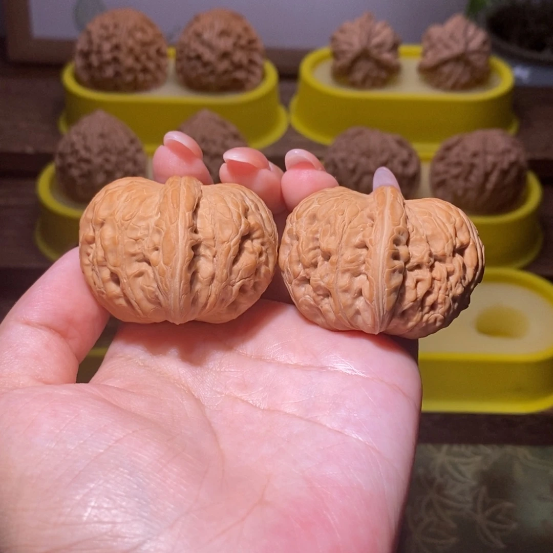 小***宙吊坠文玩核桃全品平谷元宝43