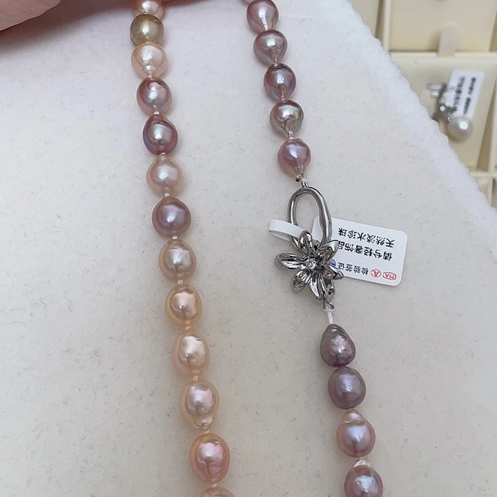 淡水珍珠颈饰合金9-10mm近圆滑皮微瑕44厘米长糖果