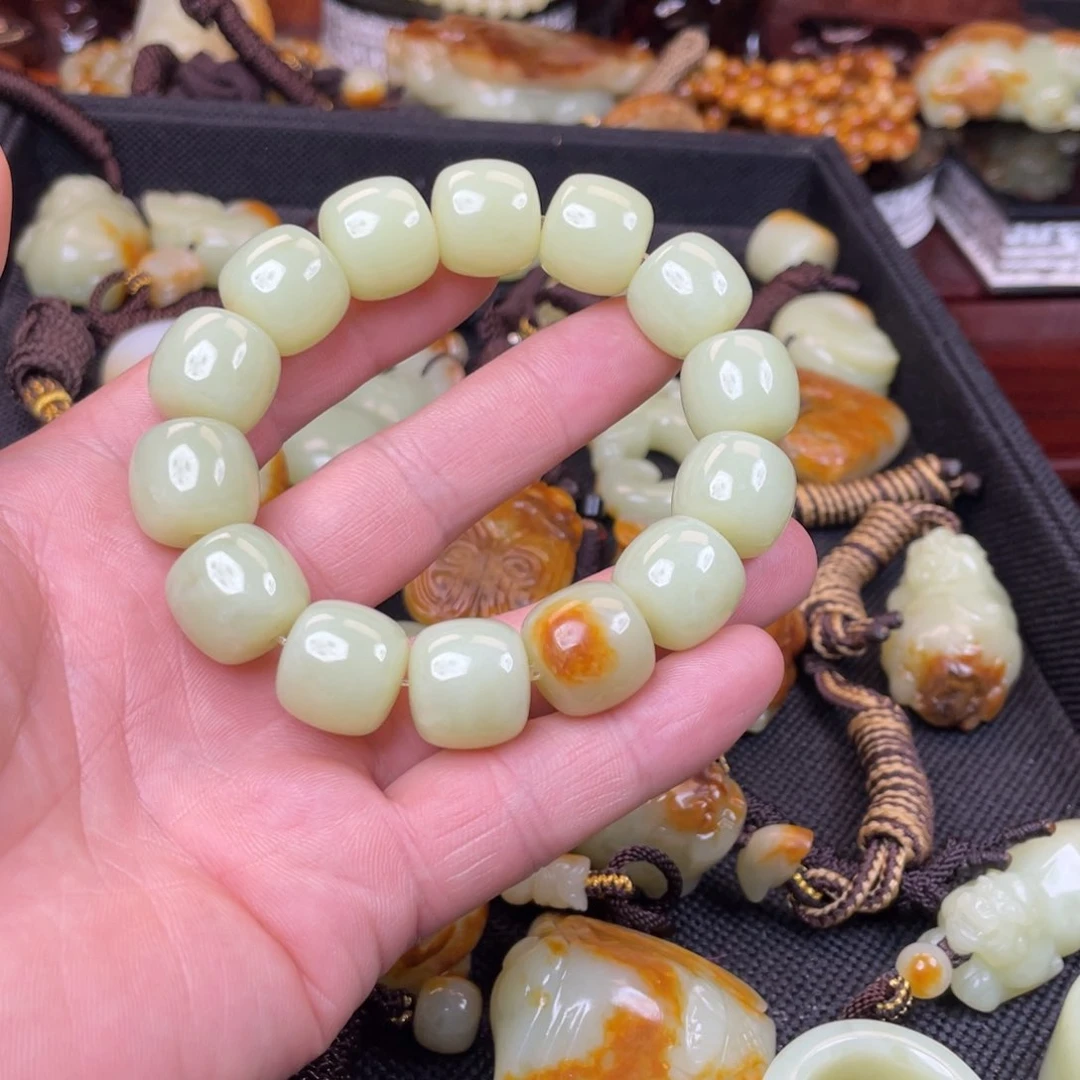 岫岩河磨玉（透闪石质玉）手链未镶嵌