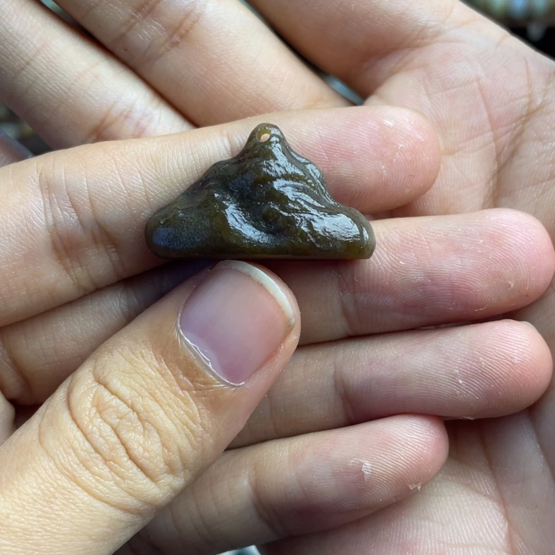 和田玉未镶嵌吊坠(不含链)