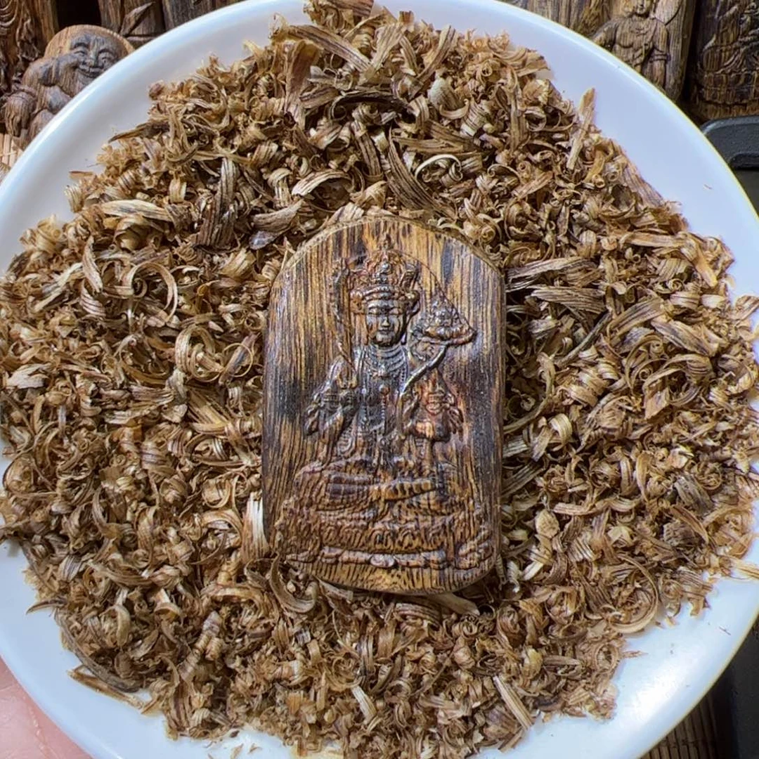 沉香碎屑沉香白棋虚空藏菩萨8.9克