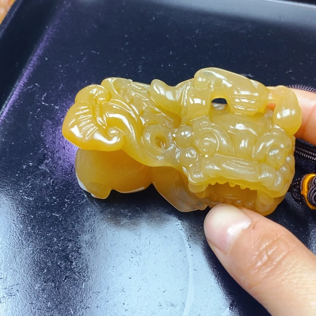 石英质玉（黄龙玉）未镶嵌吊坠(不含链)