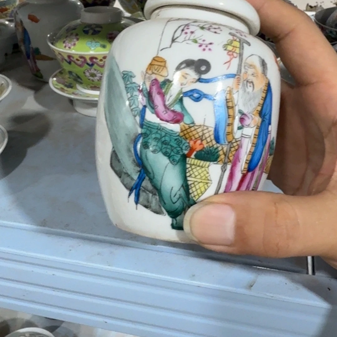 瓷片摆件手绘瓷器全部处理了