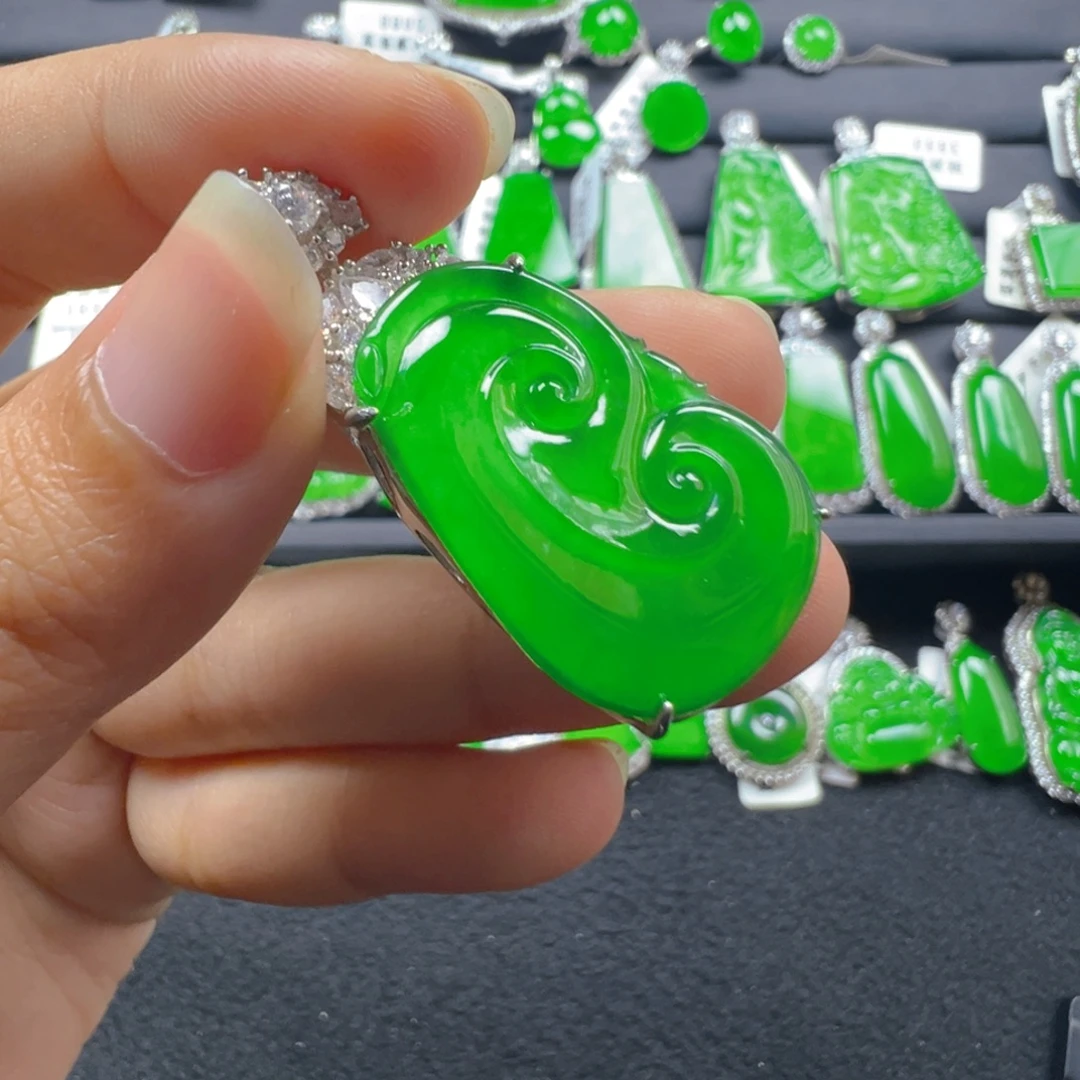 翡翠银S925镶嵌颈饰