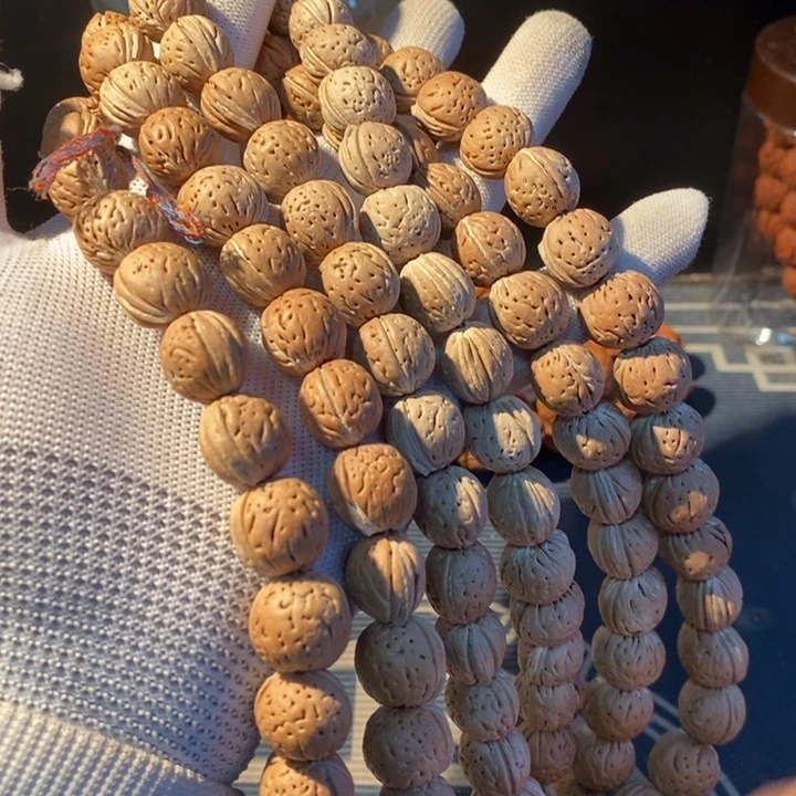 文玩核桃手串…………