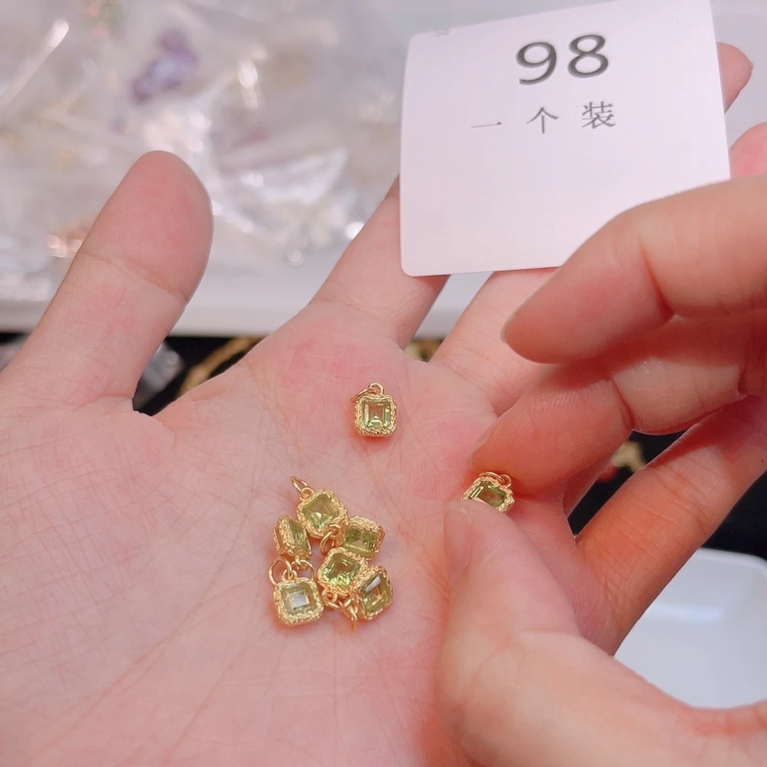 水晶珠宝半成品银S925镀金镶嵌98 。
