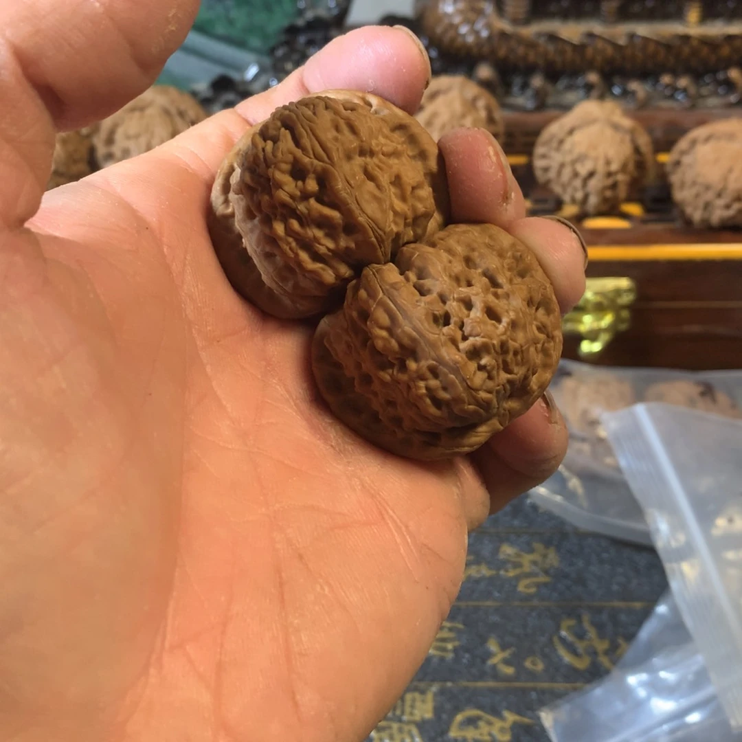 桃核把件B****.文玩核桃白狮子42