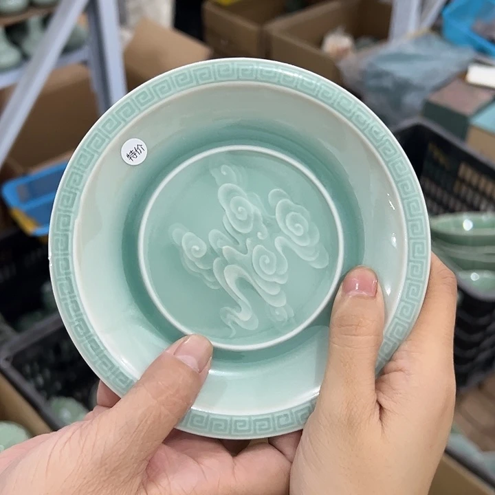 龙泉云间青瓷小米茶器