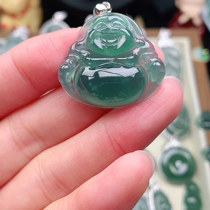 颈饰未镶嵌翡翠吊坠