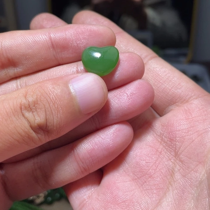 和田玉未镶嵌吊坠(不含链)