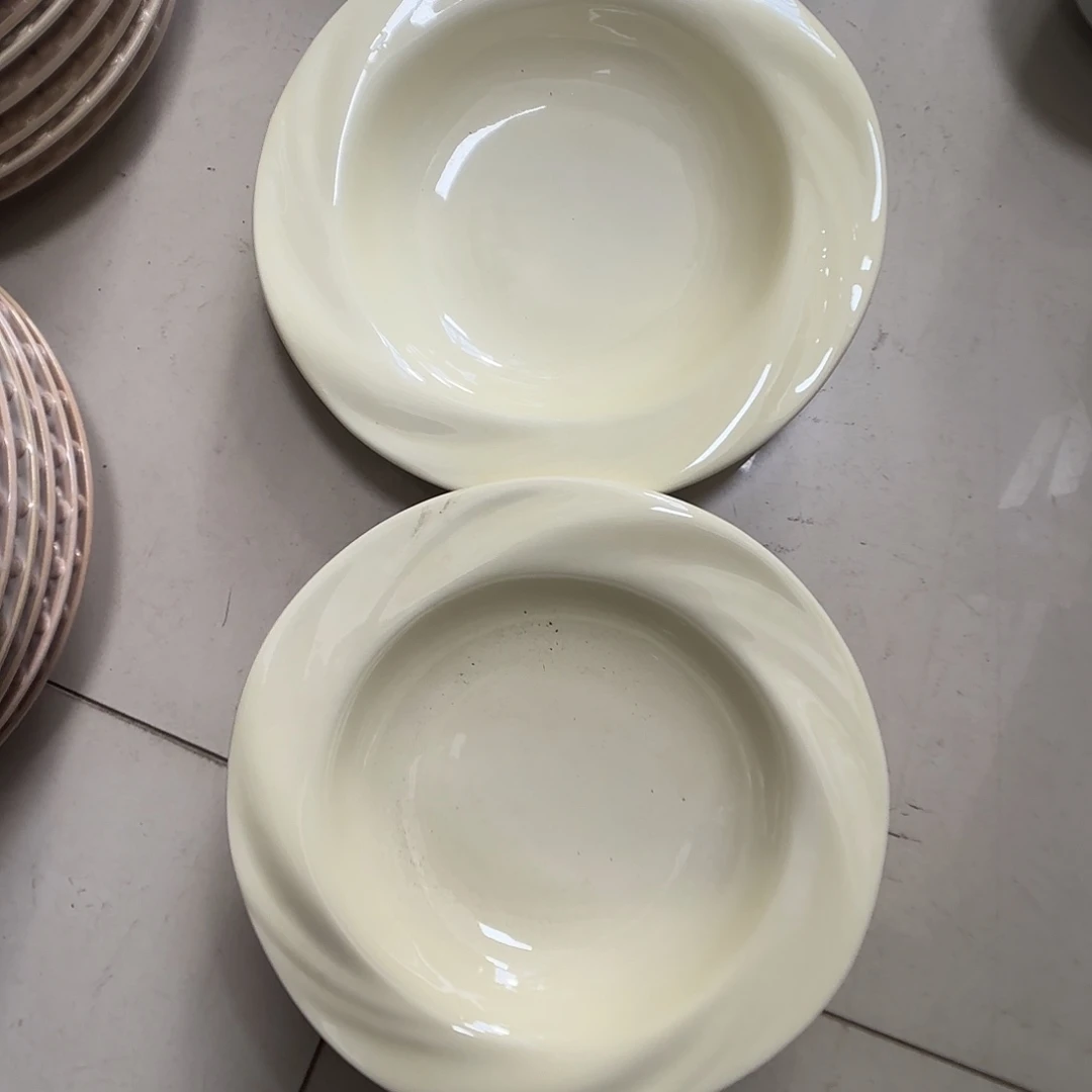 瓷片瑕疵特价陶瓷深盘