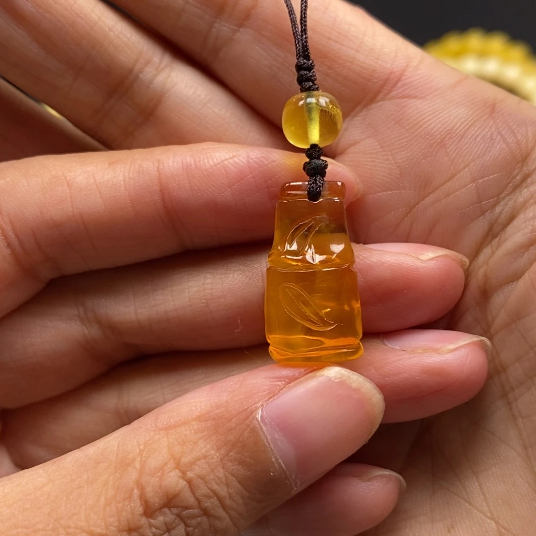 琥珀未镶嵌裸石蜜蜡