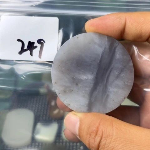 和田玉未镶嵌珠宝半成品