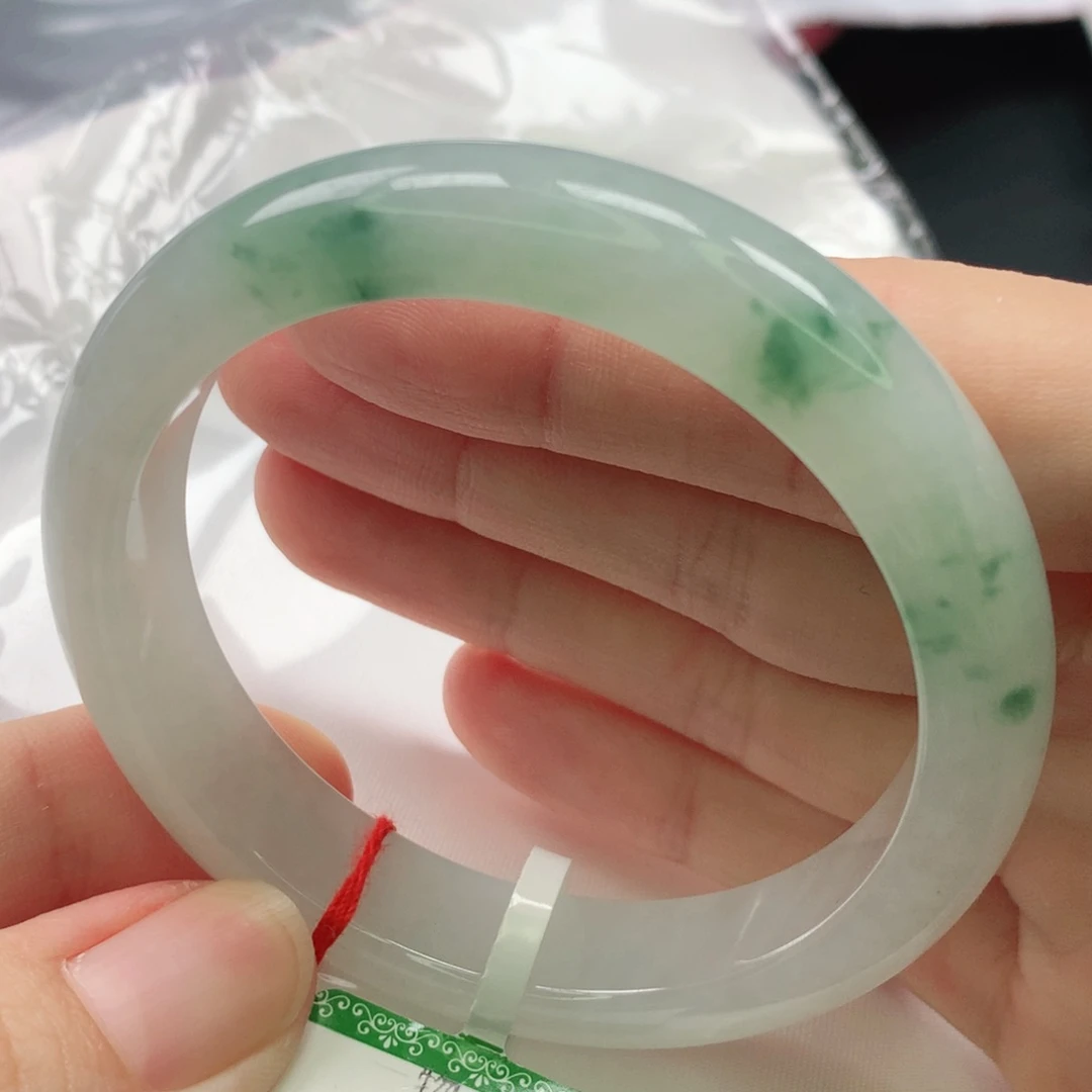 翡翠手镯未镶嵌缅甸5253