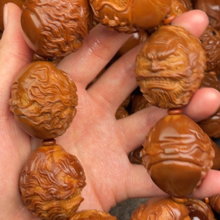 陪***生橄榄核吊坠橄榄核