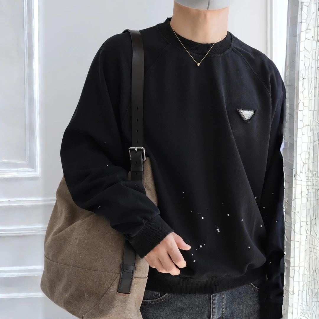 美式潮牌精致三角标全棉圆领卫衣男秋季时尚新款漆点磨破插肩上衣
