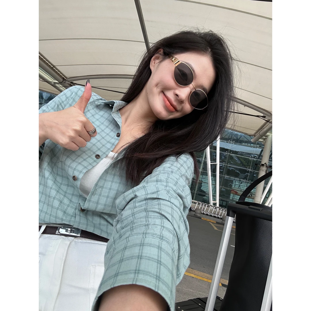 Yihouse2025新款显瘦休闲风经典绿格长袖衬衫女百搭时尚舒适衬衣