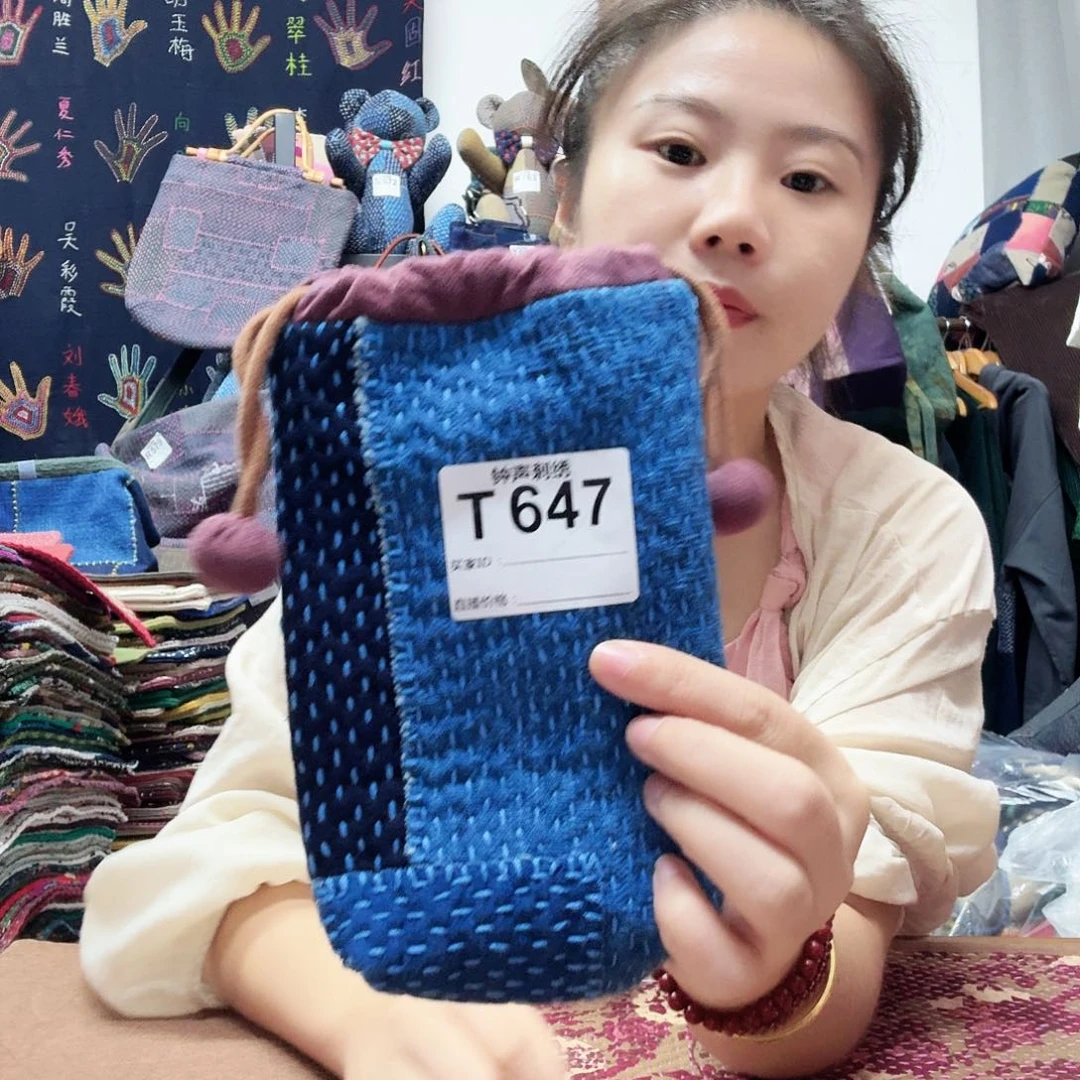 冷***月织绣adfffggghhhhhhhujj