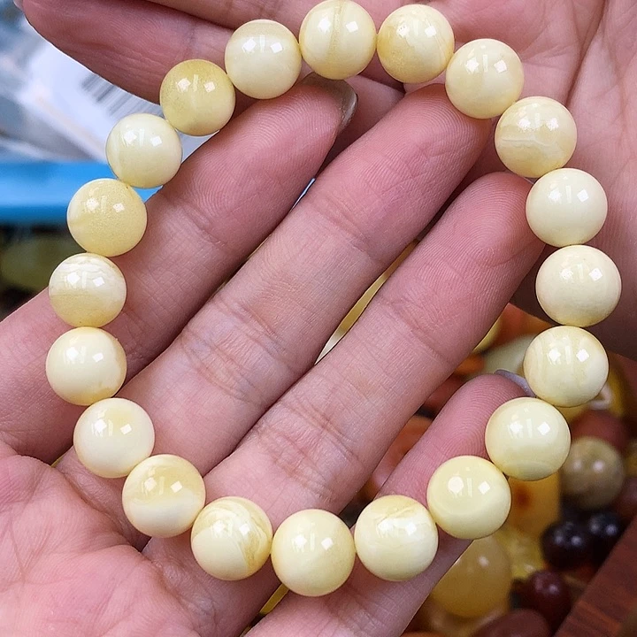 未镶嵌琥珀珠宝奇石