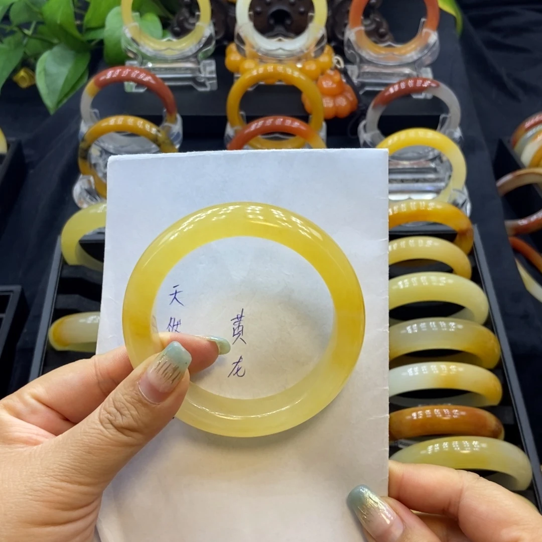 처***.石英质玉（黄龙玉）未镶嵌手镯H