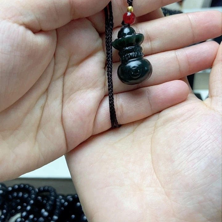 未镶嵌手链和田玉（青玉）福袋