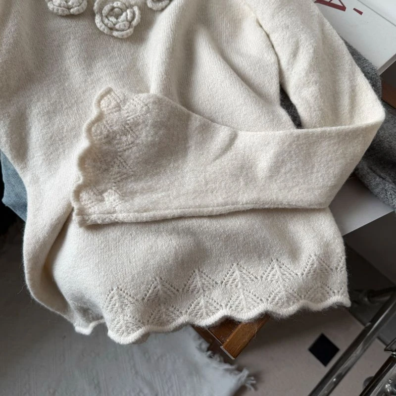 白色毛衣百搭打底衫实拍现货  小众气质V领木耳边袖针织衫上衣
